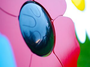 A pop of color for any outdoor space