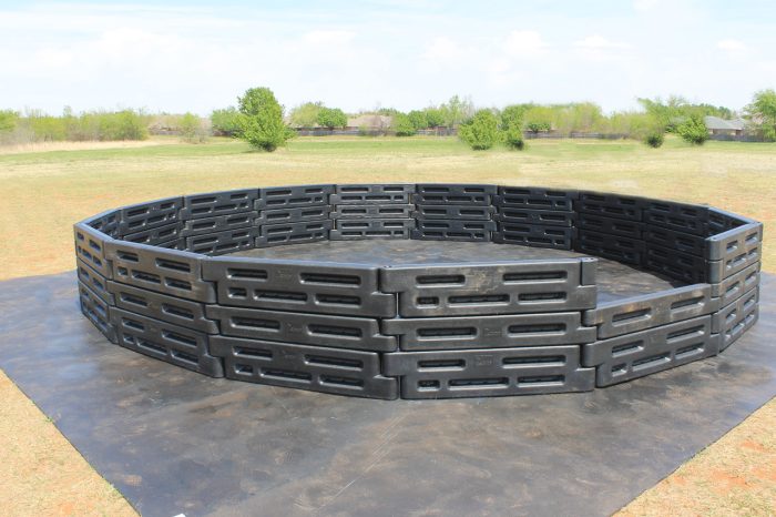 images High-Wall 20' Gaga Ball Pit on Rubber Flooring
