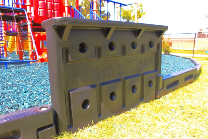 images The Playground Border Bench with 8" Border Timbers and Rubber Mulch