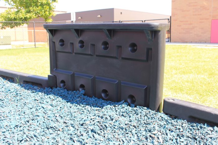 images The Playground Border Bench with 8" Border Timbers and Rubber Mulch